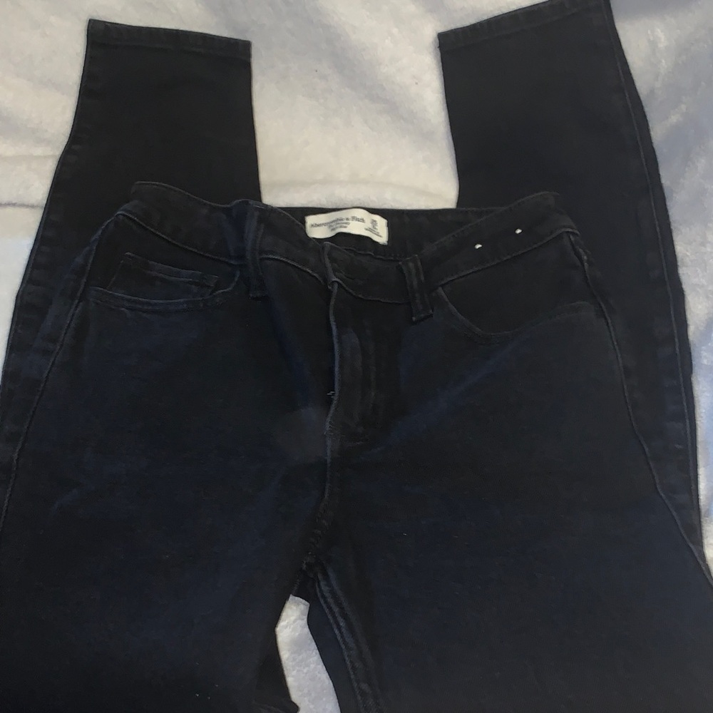 Abercrombie & Fitch Dark Skinny Jeans